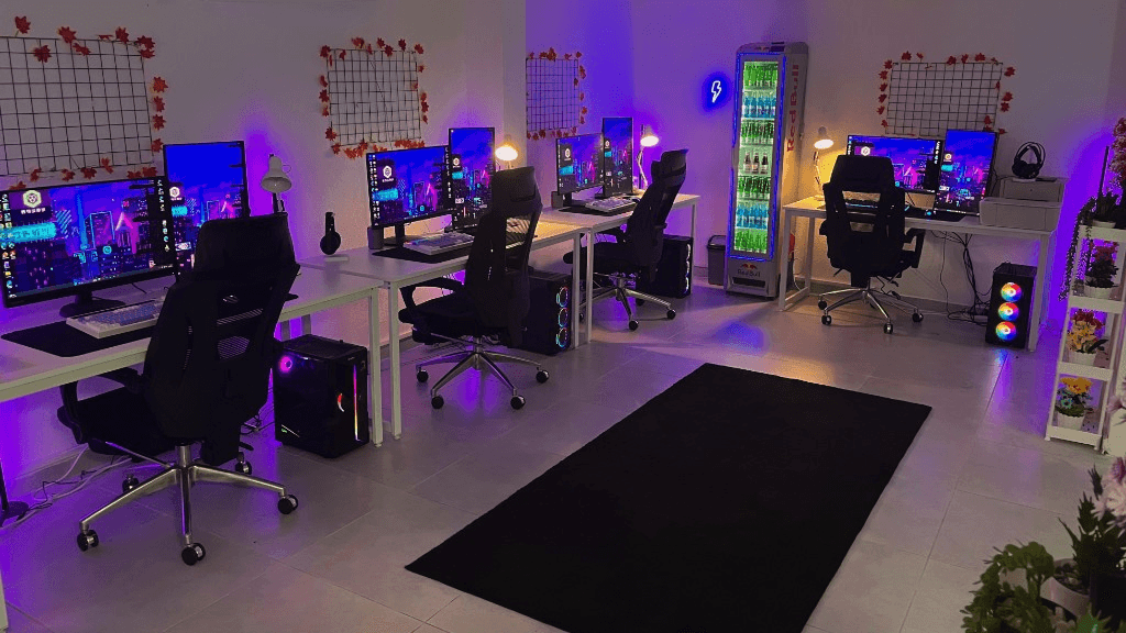 VEXT Medya — Ofis çalışma istasyonları
